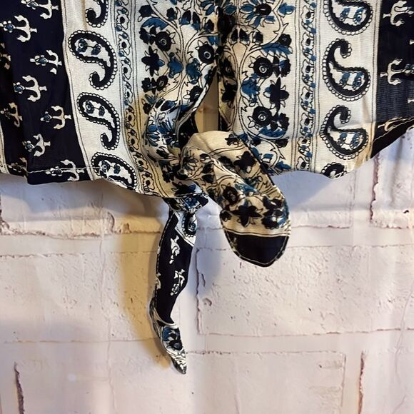 Jovie Front Tie Blue Paisley Button up V Neck Blouse - Picture 7 of 10